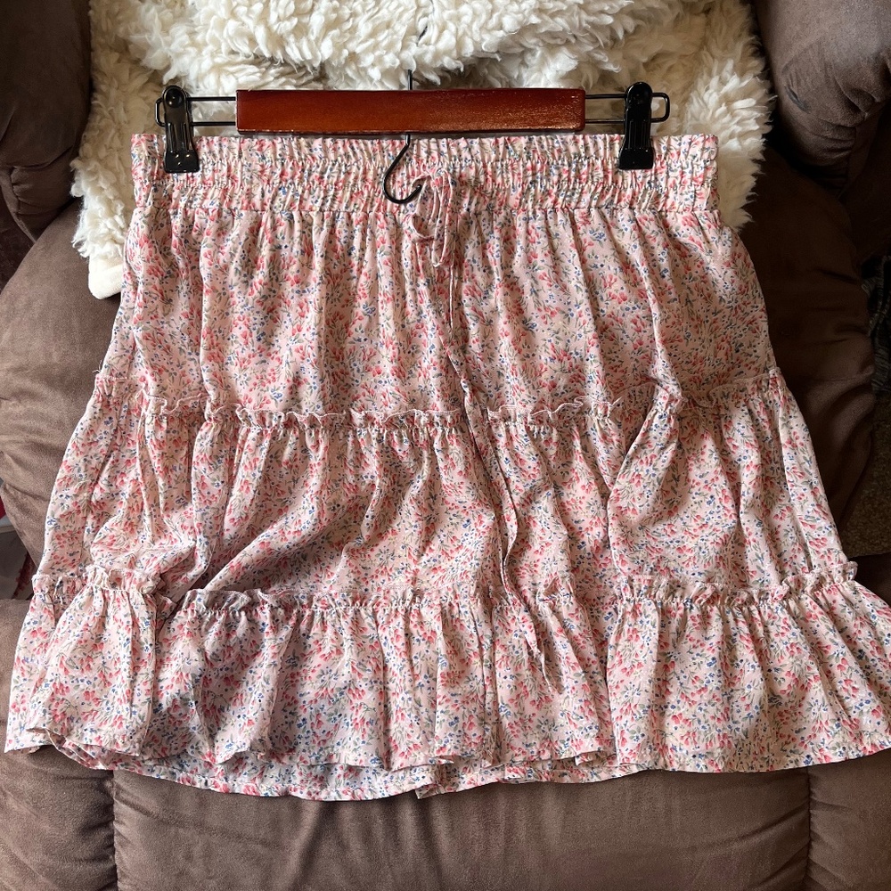 She & Sky layered floral mini skirt
